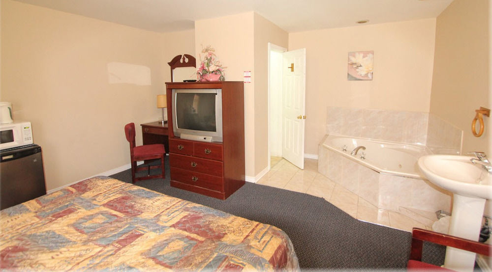 Lotus Motel Cobourg Esterno foto